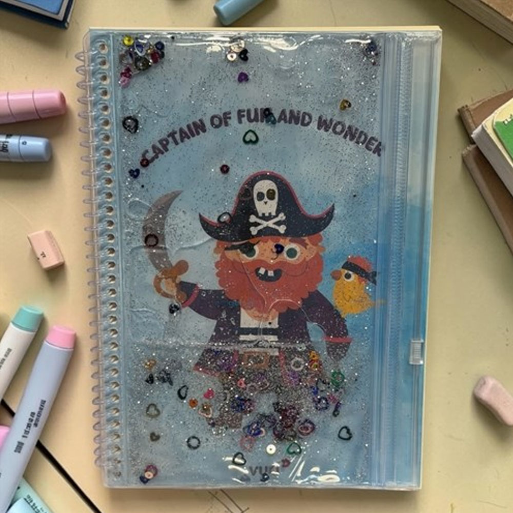 VUKİ SULU ÇANTALI DEFTER A5 KORSAN 2/S